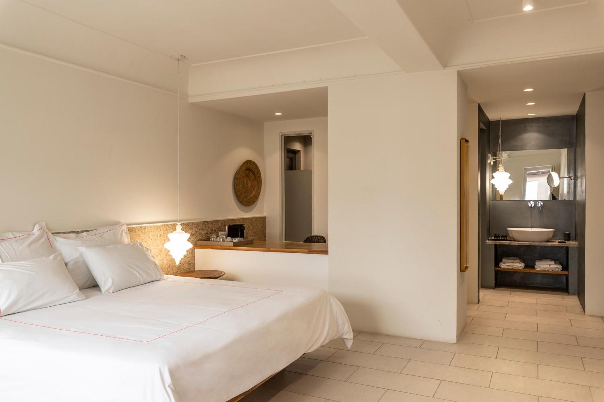 Arota Exclusive Villas อาโกรตีรี ภายนอก รูปภาพ
