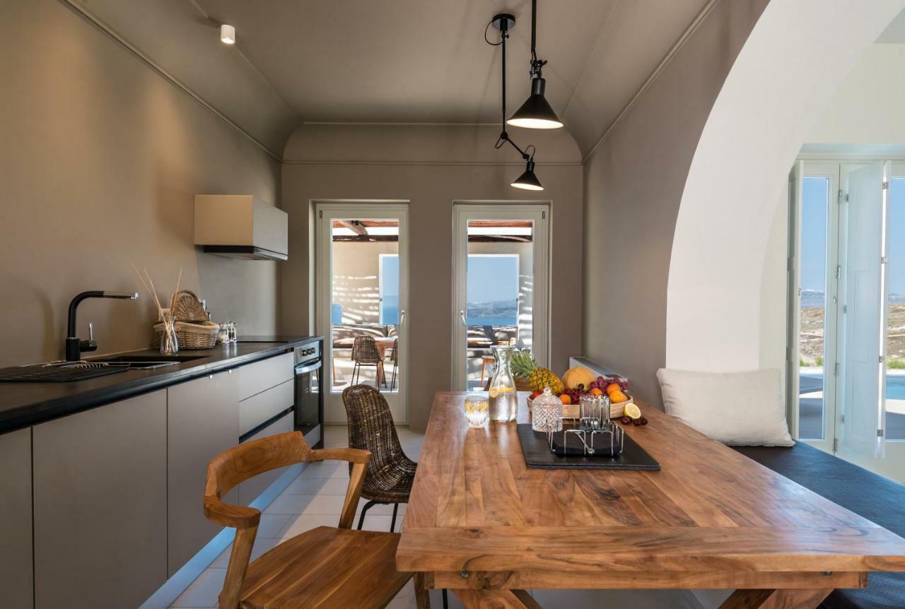 Arota Exclusive Villas อาโกรตีรี ภายนอก รูปภาพ